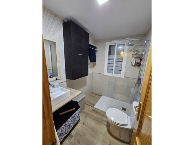 1 makuuhuone Asunto vuokrattavana paikassa Urbanización Santa Rosa, Torrox mukana uima-altaan 
autotalli - 650 € (Ref: 7572283)