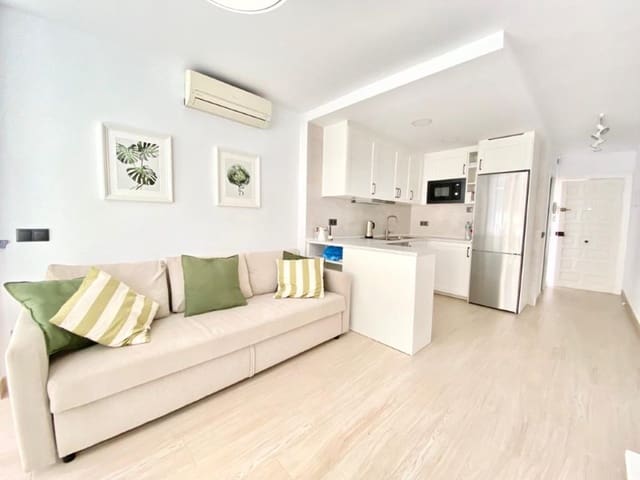 1 sypialnia Mieszkanie do wynajęcia w Torre del Mar, Vélez-Málaga z basenem garażem - 850 € (Ref: 7722633)