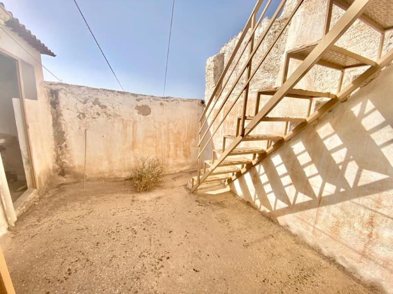 4 soverom Hus til salgs i Alhama de Granada - € 79 900 (Ref: 7743287)