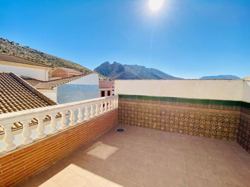 4 soveværelse Lejlighed til salg i Alhama de Granada med garage - € 110.000 (Ref: 7784209)