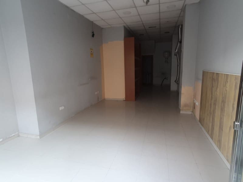 Local Commercial à vendre à Velez-Malaga - 140 000 € (Ref: 7829192)