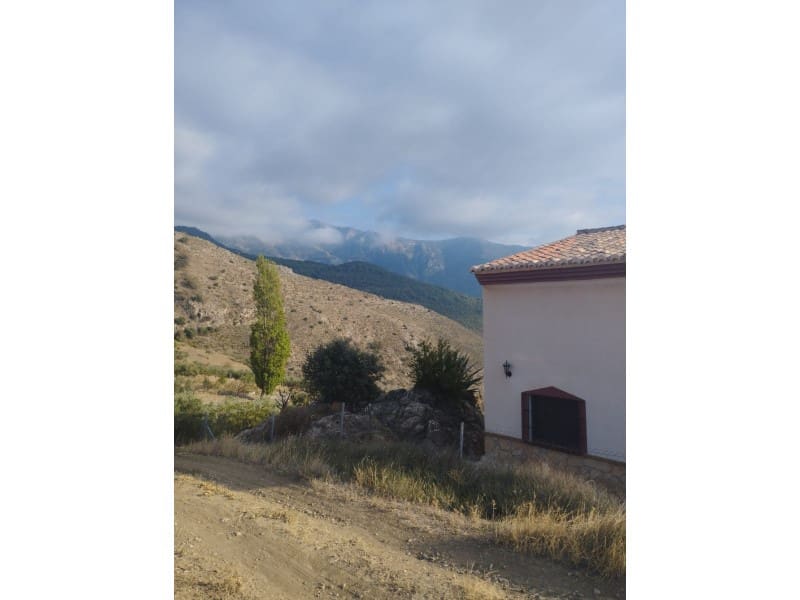 4 soveværelse Finca/Landehus til salg i Alcaucin med garage - € 250.000 (Ref: 7842410)