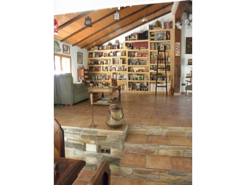 4 soverom Finca/Herregård til salgs i Arenas del Rey med svømmebasseng garasje - € 550 000 (Ref: 7842411)