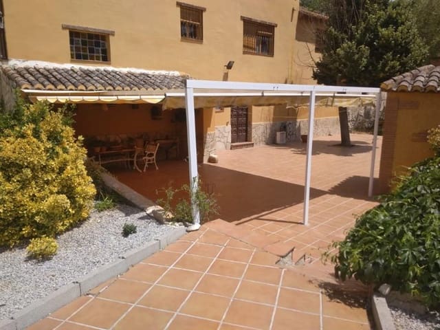 4 soverom Finca/Herregård til salgs i Arenas del Rey med svømmebasseng garasje - € 550 000 (Ref: 7842411)