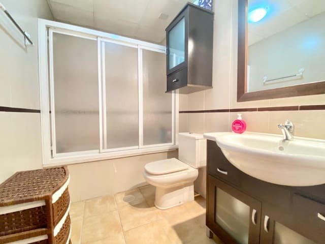 3 soverom Leilighet til leie i Mezquitilla, Vélez-Málaga med garasje - € 850 (Ref: 7982508)