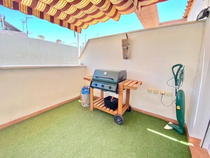 3 camera da letto Appartamento da affittare in Mezquitilla con garage - 850 € (Rif: 7982508)