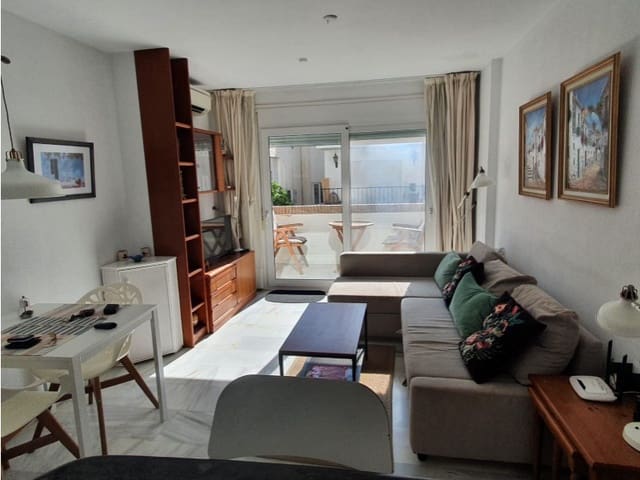 1 bedroom Flat for rent in Laguna Beach, Torrox - € 750 (Ref: 8044898)