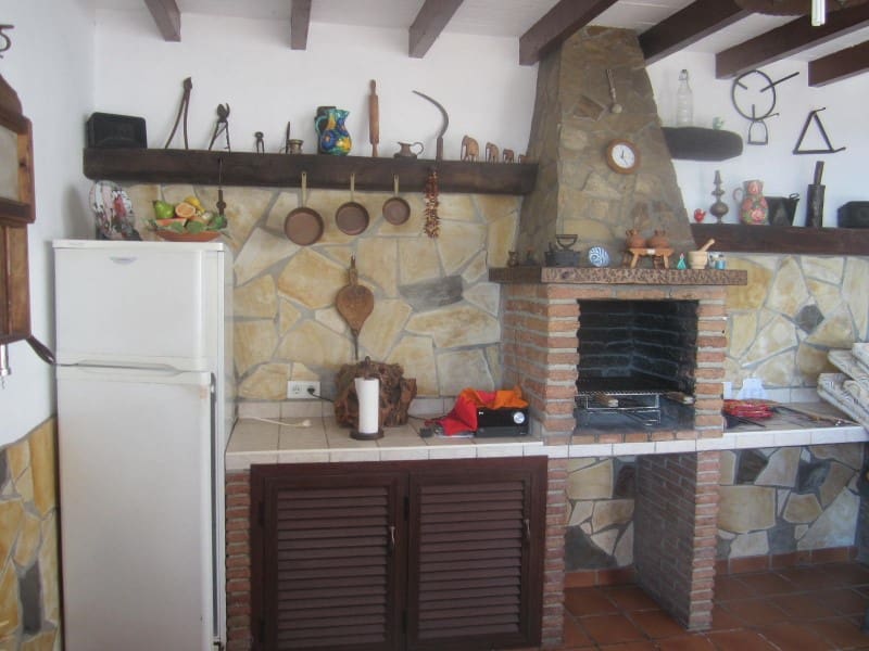 3 Zimmer Ferienvilla in Nerja mit Pool - 1.500 € (Ref: 8044901)