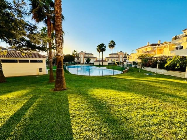3 soverom Leilighet til leie i Caleta de Vélez, Vélez-Málaga med svømmebasseng - € 1 250 (Ref: 8120295)