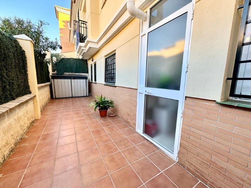 3 sypialnia Mieszkanie do wynajęcia w Caleta de Velez z basenem - 1 250 € (Ref: 8120295)