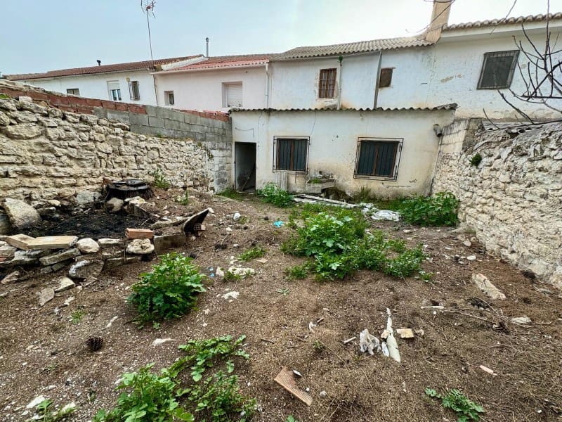 2 soveværelse Byhus til salg i Cacin - € 49.500 (Ref: 8173255)