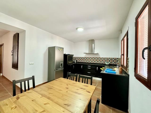 4 sovrum Hus till salu i Alhama de Granada med garage - 175 000 € (Ref: 8347904)