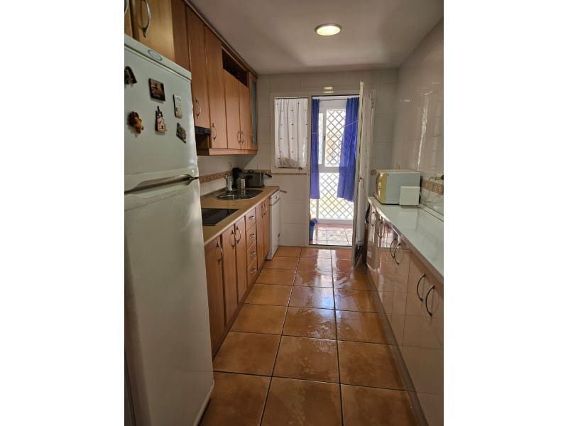 3 sovrum Lägenhet att hyra i Torrox-Costa med pool garage - 900 € (Ref: 8359649)