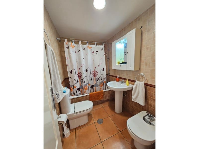 3 sovrum Lägenhet att hyra i Torrox-Costa med pool garage - 900 € (Ref: 8359649)