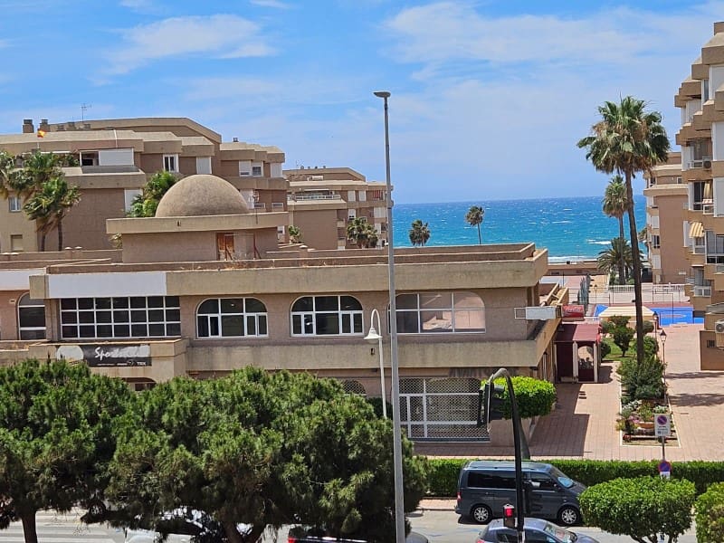 3 sovrum Lägenhet att hyra i Torrox-Costa med pool garage - 900 € (Ref: 8359649)