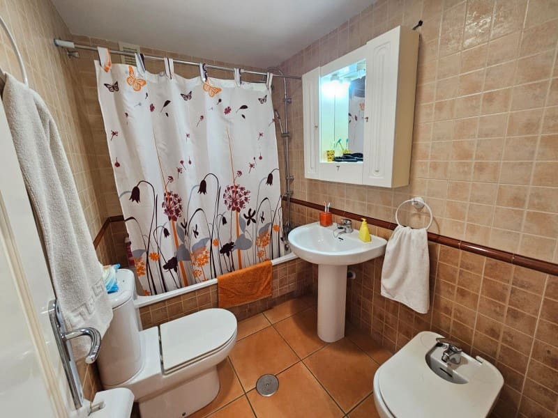 3 sovrum Lägenhet att hyra i Torrox-Costa med pool garage - 900 € (Ref: 8359649)