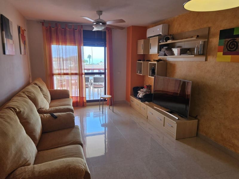 Appartement de 2 chambres à louer à Torrox-Costa avec piscine garage - 800 € (Ref: 8455959)