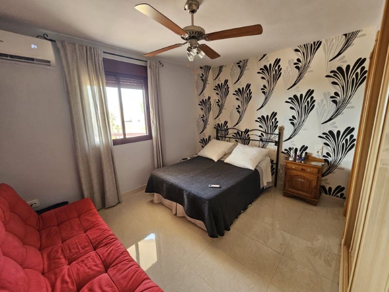 Appartement de 2 chambres à louer à Torrox-Costa avec piscine garage - 800 € (Ref: 8455959)