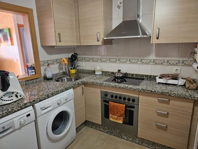 Piso de 2 habitaciones en Centro Internacional, Torrox en alquiler con piscina garaje - 800 € (Ref: 8455959)