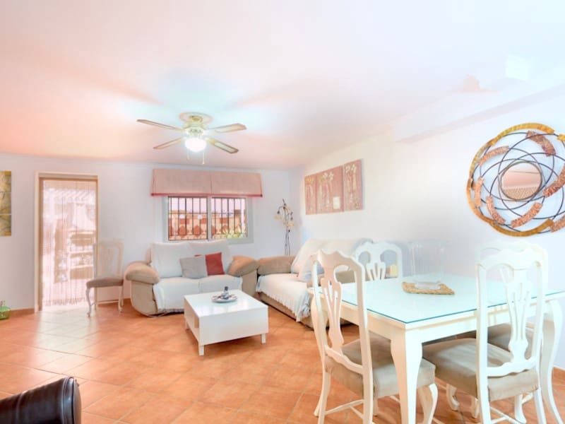 Chalet de 3 habitaciones en Torre del Mar en venta con piscina garaje - 410.000 € (Ref: 8495225)