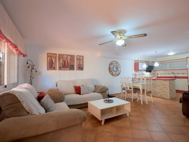 Chalet de 3 habitaciones en Torre del Mar en venta con piscina garaje - 410.000 € (Ref: 8495225)