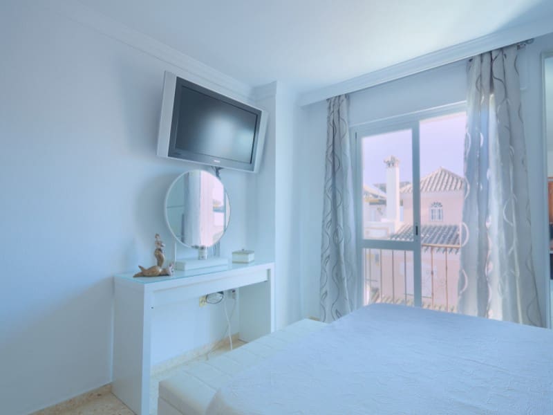 Chalet de 3 habitaciones en Torre del Mar en venta con piscina garaje - 410.000 € (Ref: 8495225)