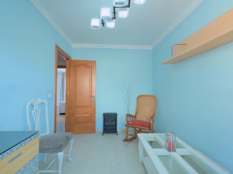 Chalet de 3 habitaciones en Torre del Mar en venta con piscina garaje - 410.000 € (Ref: 8495225)