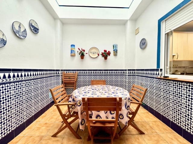 3 sovrum Hus att hyra i Torre del Mar, Vélez-Málaga - 750 € (Ref: 8508995)