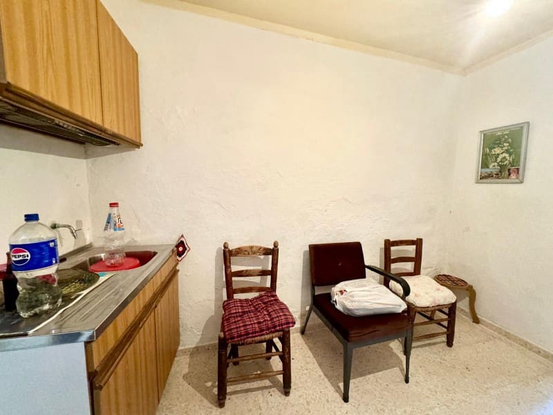 3 bedroom Townhouse for sale in Alhama de Granada - € 69,900 (Ref: 8532170)