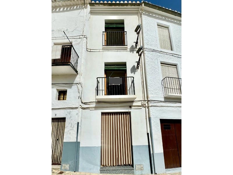 3 bedroom Townhouse for sale in Alhama de Granada - € 69,900 (Ref: 8532170)