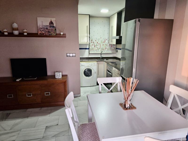 2 soveværelse Lejlighed til leje i El Morche med garage - € 875 (Ref: 8748249)