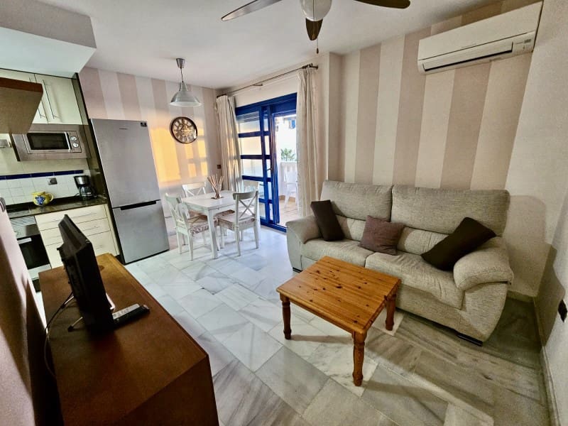 2 soveværelse Lejlighed til leje i El Morche med garage - € 875 (Ref: 8748249)