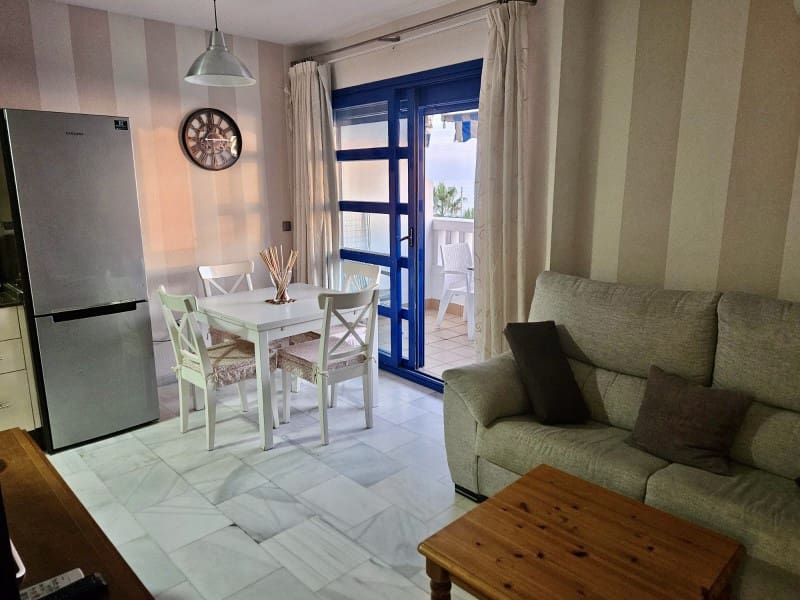 2 soveværelse Lejlighed til leje i El Morche med garage - € 875 (Ref: 8748249)