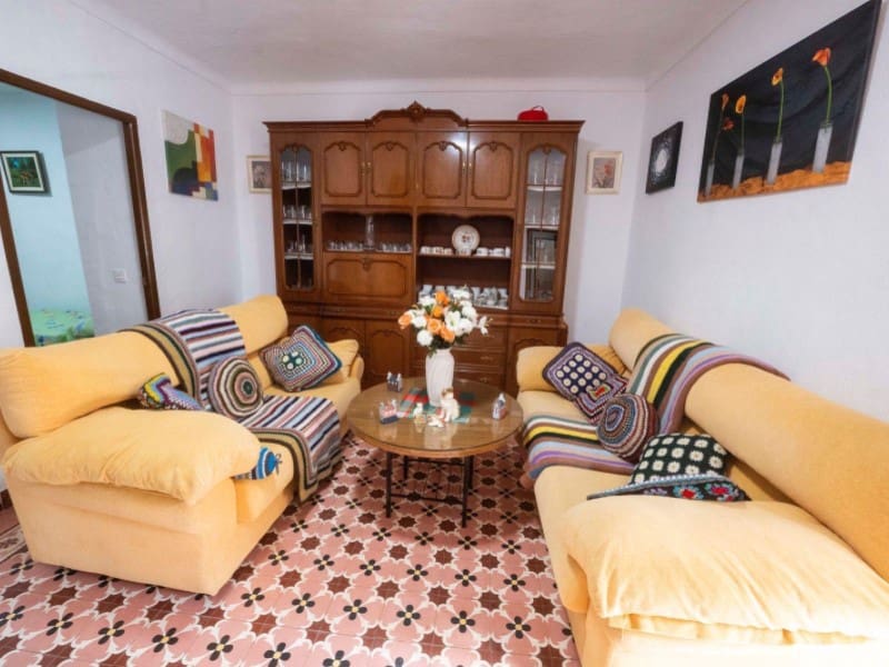 5 soveværelse Byhus til salg i Alhama de Granada med garage - € 124.000 (Ref: 8760313)