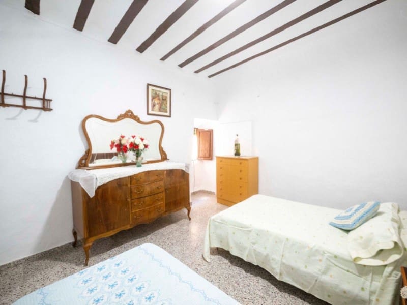 5 soveværelse Byhus til salg i Alhama de Granada med garage - € 124.000 (Ref: 8760313)