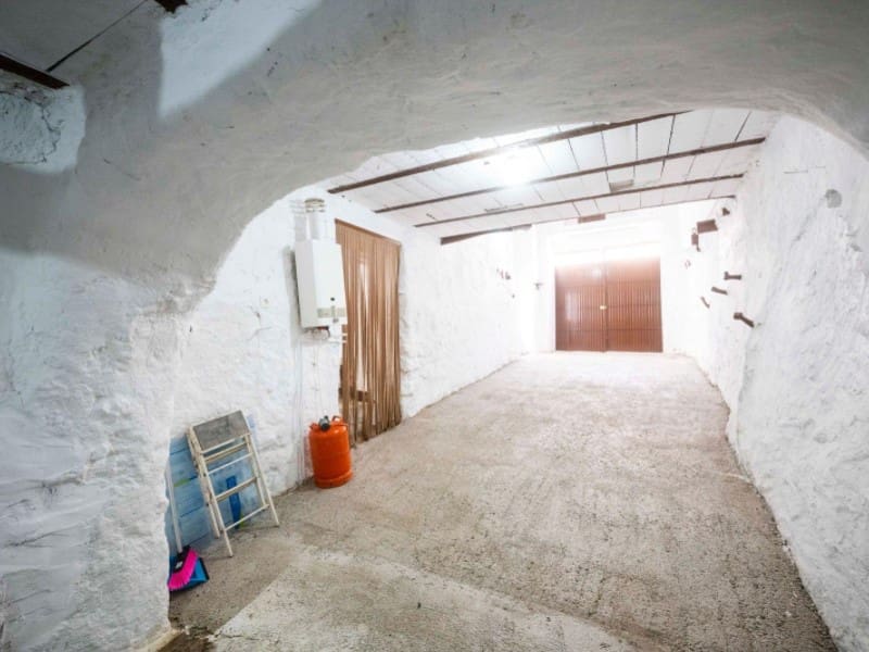 5 soveværelse Byhus til salg i Alhama de Granada med garage - € 124.000 (Ref: 8760313)