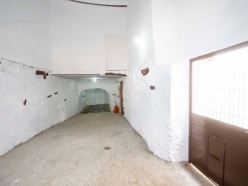 5 soveværelse Byhus til salg i Alhama de Granada med garage - € 124.000 (Ref: 8760313)