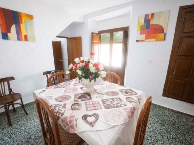 5 soveværelse Byhus til salg i Alhama de Granada med garage - € 124.000 (Ref: 8760313)