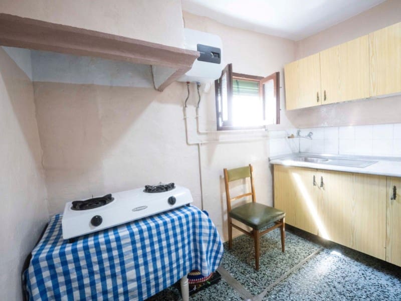 5 soveværelse Byhus til salg i Alhama de Granada med garage - € 124.000 (Ref: 8760313)