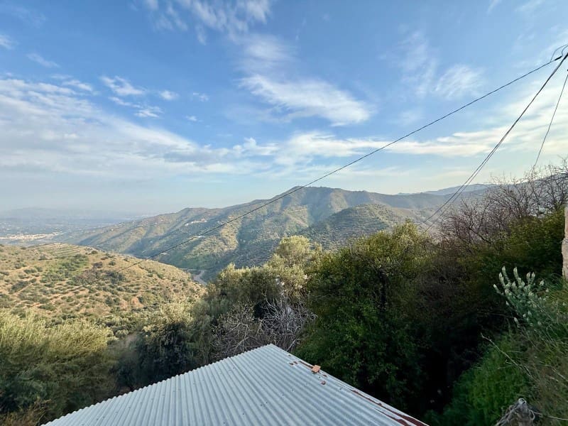 4 soveværelse Finca/Landehus til salg i Comares - € 149.900 (Ref: 8836867)