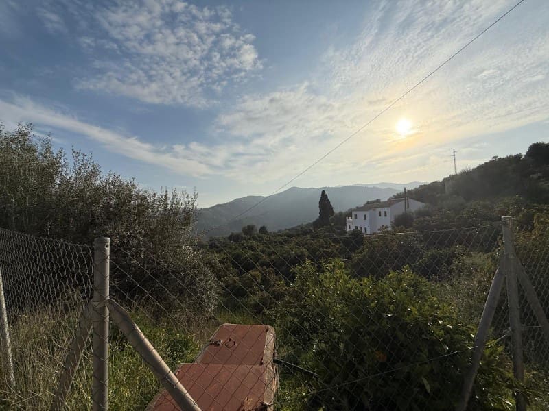 4 soveværelse Finca/Landehus til salg i Comares - € 149.900 (Ref: 8836867)