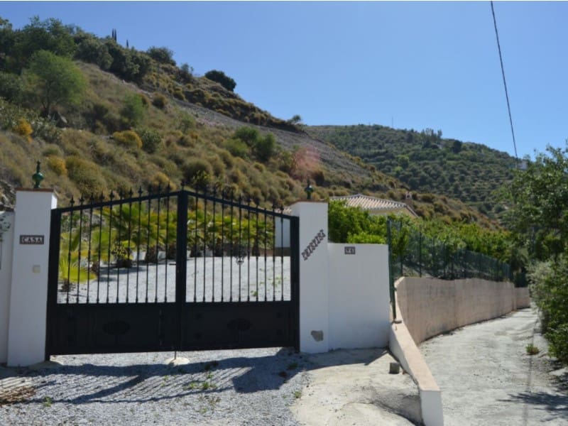 3 soveværelse Finca/Landehus til salg i Competa med swimmingpool - € 380.000 (Ref: 8839323)