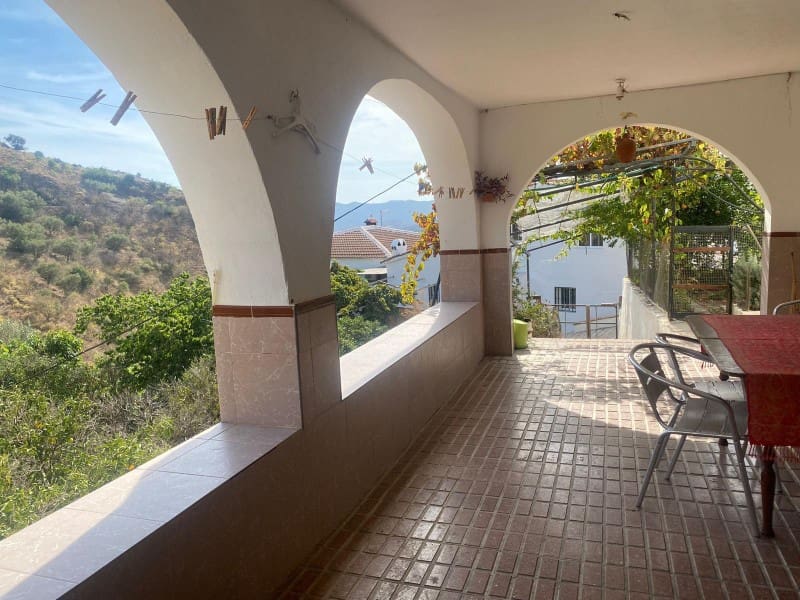 6 soveværelse Byhus til salg i Canillas de Aceituno med garage - € 133.000 (Ref: 8869958)