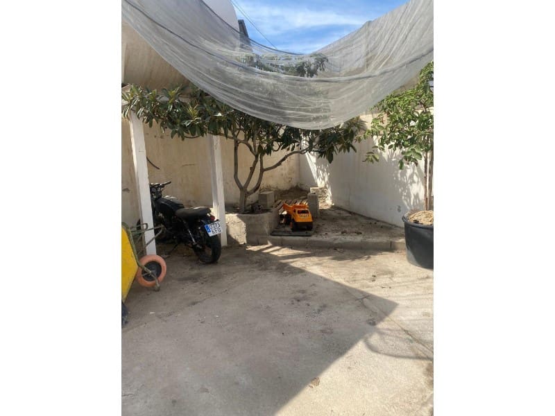 6 soveværelse Byhus til salg i Canillas de Aceituno med garage - € 133.000 (Ref: 8869958)