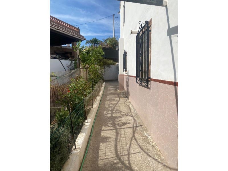 6 soveværelse Byhus til salg i Canillas de Aceituno med garage - € 133.000 (Ref: 8869958)