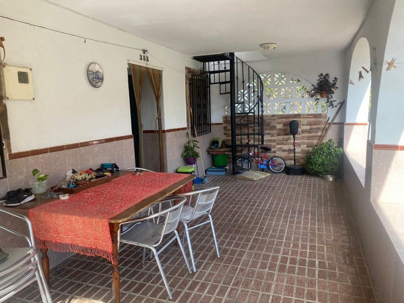 6 soveværelse Byhus til salg i Canillas de Aceituno med garage - € 133.000 (Ref: 8869958)