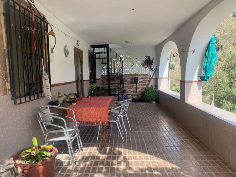 6 soveværelse Byhus til salg i Canillas de Aceituno med garage - € 133.000 (Ref: 8869958)