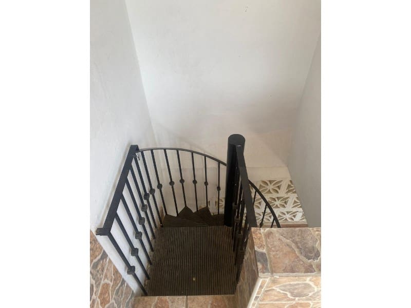 6 soveværelse Byhus til salg i Canillas de Aceituno med garage - € 133.000 (Ref: 8869958)