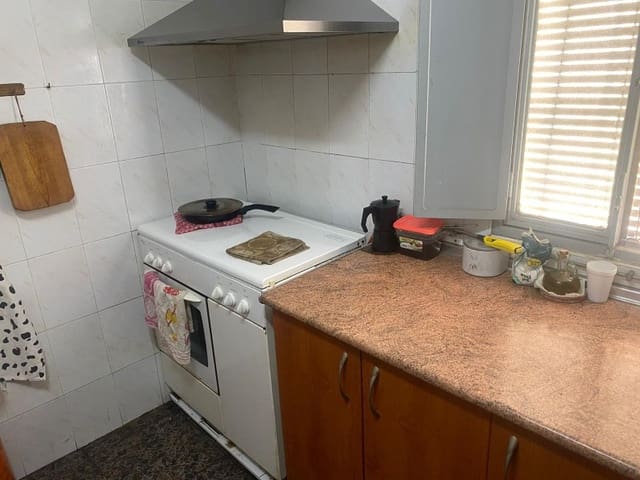 6 soveværelse Byhus til salg i Canillas de Aceituno med garage - € 133.000 (Ref: 8869958)