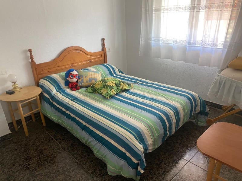 6 soveværelse Byhus til salg i Canillas de Aceituno med garage - € 133.000 (Ref: 8869958)